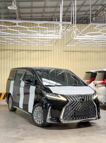 Toyota Alphard Royal lounge 2016 UP LM350H