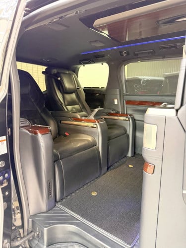 Toyota Alphard Royal lounge 2016 UP LM350H