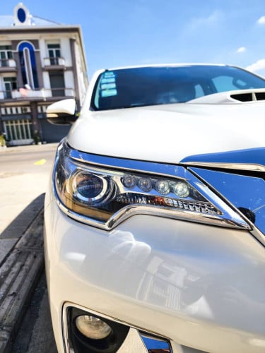 Toyota Fortuner 2016 For Rent /出租