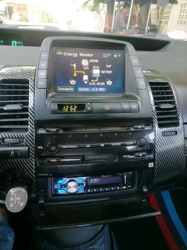 Toyota Prius 04 FullOption 7,750$