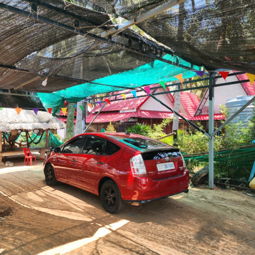 Toyota Prius 06
