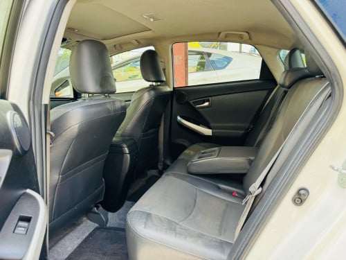 Toyota Prius 2014 Opt4 Deluxe Solar សកាំម៉ៃ