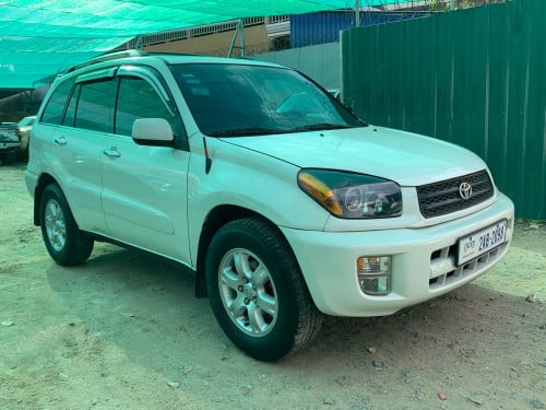 Toyota Rav4L 02 ប៉ុង1 បេីកតំបូល សកាំម៉ៃ