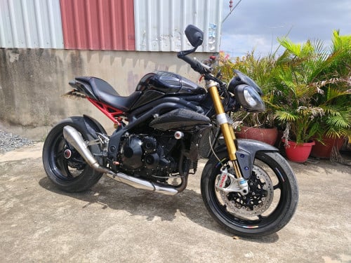 Triumph speed triple 1100 2012