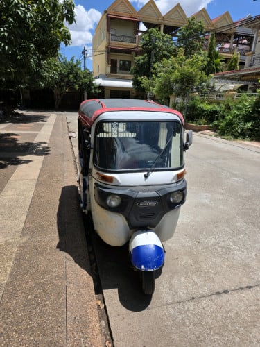 Tuk tuk model 2019