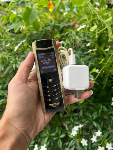 Vertu ចិន Copy ប្រេីបានធម្មតា