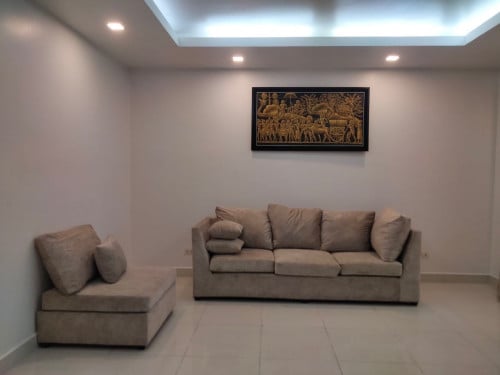 Villa for rent in borey Chip SenSok