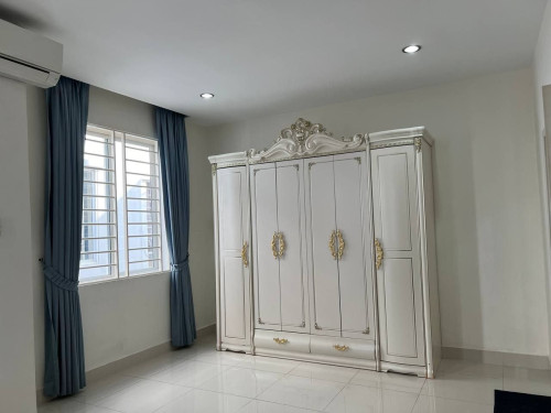 Villa for rent 别墅出租 / Rental fee租金: 1,200$/month (Can negotiation)