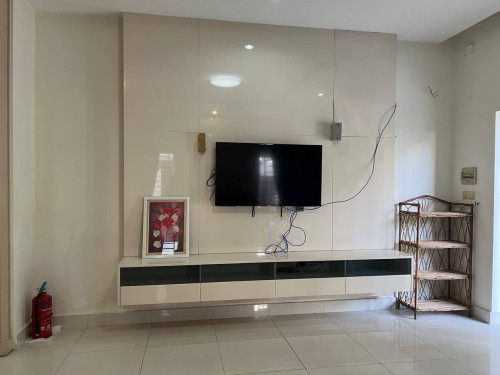 Villa for rent 别墅出租 / Rental fee租金: 1,200$/month (Can negotiation)