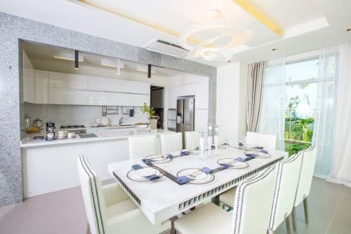 Villa for rent 别墅出租 / Rental fee租金: 3,000$/month (Can negotiation)