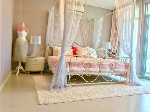 Villa for rent 别墅出租 / Rental fee租金: 3,000$/month (Can negotiation)