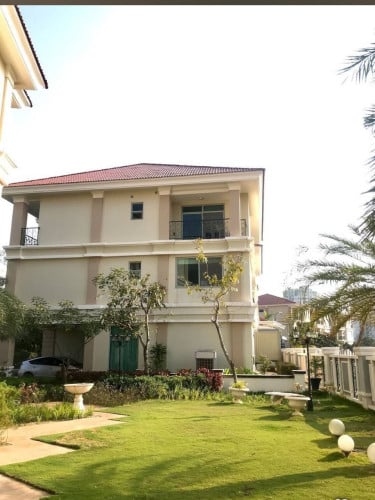 Villa for rent 别墅出租 / Rental fee租金: 7,000$/month (Can negotiation)