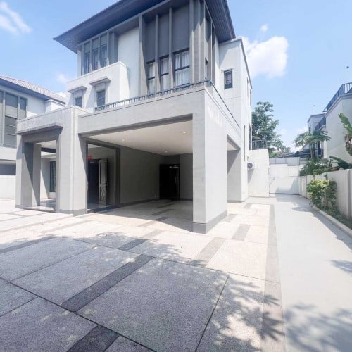Villa Queen for Rent in Borey Chip Mong Landmark 60m