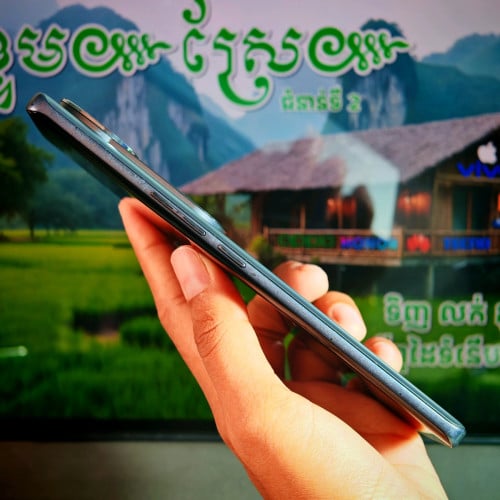 Vivo V40 5G Global (វ៉ៃដូរបាន)មានធានាច្បាស់លាស់ត្រឹមត្រូវ