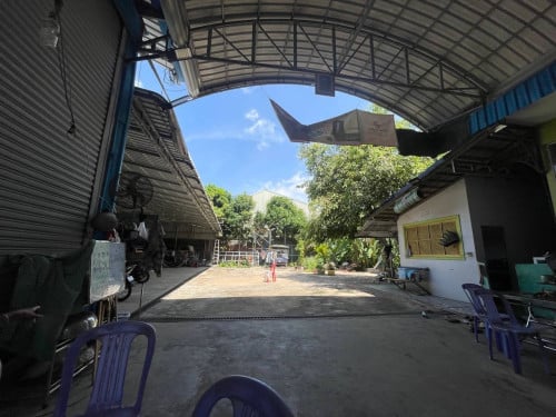 Warehouse For Rent