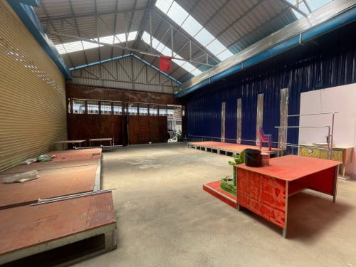 Warehouse For Rent