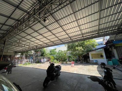 Warehouse For Rent