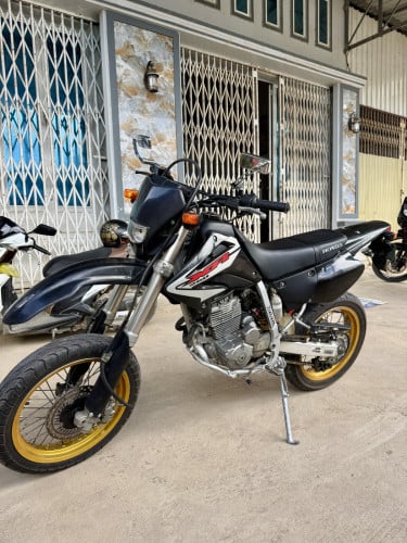 XR-2004 2490$ដាច់ មានពន្ធកាត់គ្រីត្រឹមត្រូវ