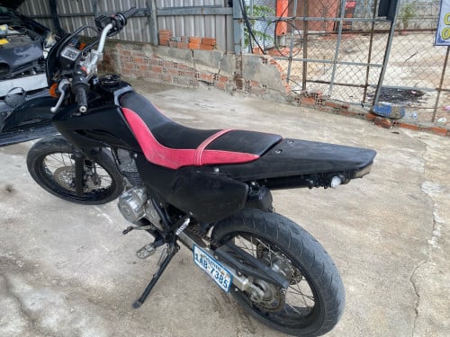 XR 230cc 2011