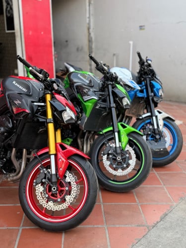 Z900 ស្អាតៗ តំលៃពិសេស