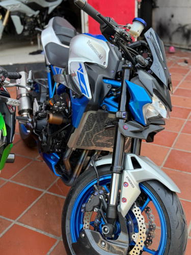Z900 ស្អាតៗ​ តំលៃពិសេស​