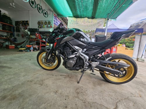 Z900