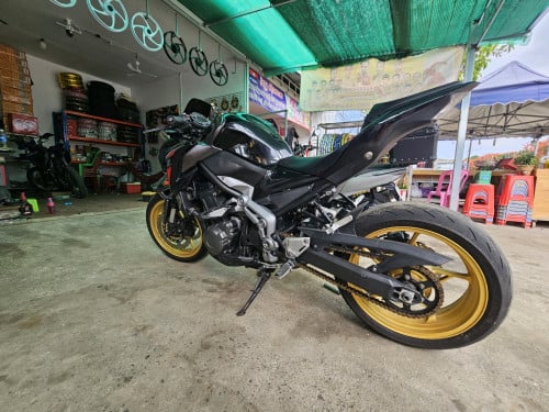 Z900