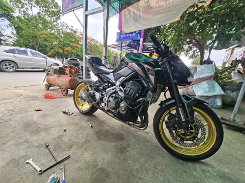 Z900