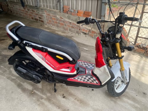 Zoomer 2016