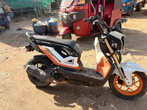 Zoomer x 016កាតគ្រីម៉ាស៊ីនកាឡេស្រួយដូចអំបុកតម្លៃ470$. 0968417884