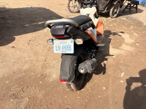 Zoomer x 016កាតគ្រីម៉ាស៊ីនកាឡេស្រួយដូចអំបុកតម្លៃ470$. 0968417884