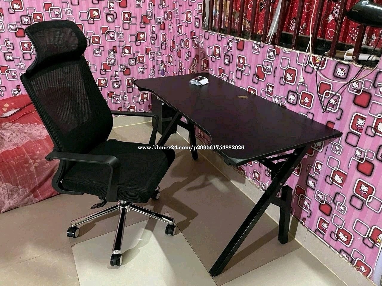 Table and chair office