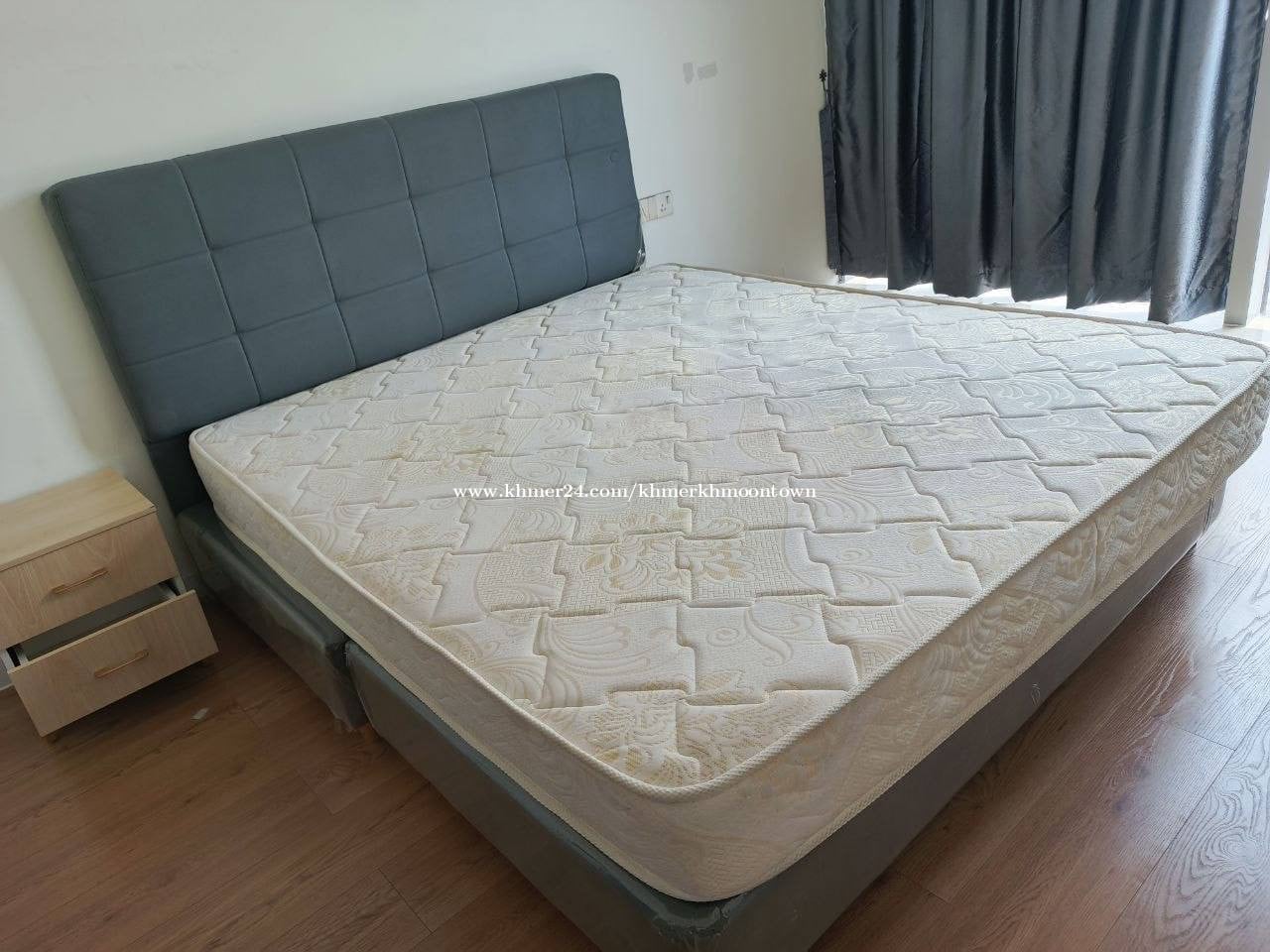 នៅស្អាត
