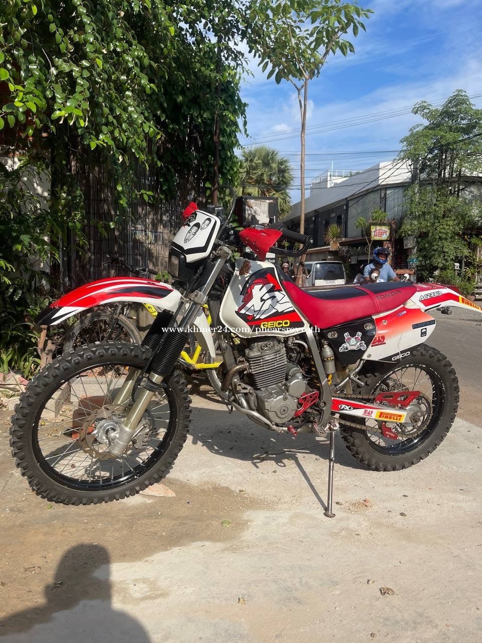 លក់ ឯកសារគ្រប់ Honda XR250 ឆ្នាំ98