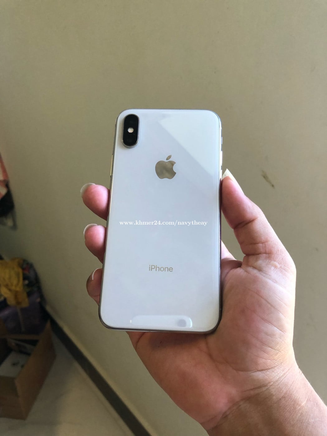 លក់iPhone x សាណុំសុីន ខូចស្កេន ថ្ម82%កាន់256g នៅស្អាតកាមេរ៉ាខ្ចី