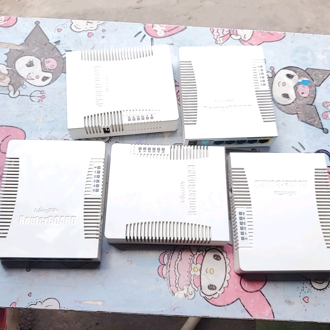 23$ Mikrotik RB 951 មួយទឹកថ្មី 99%