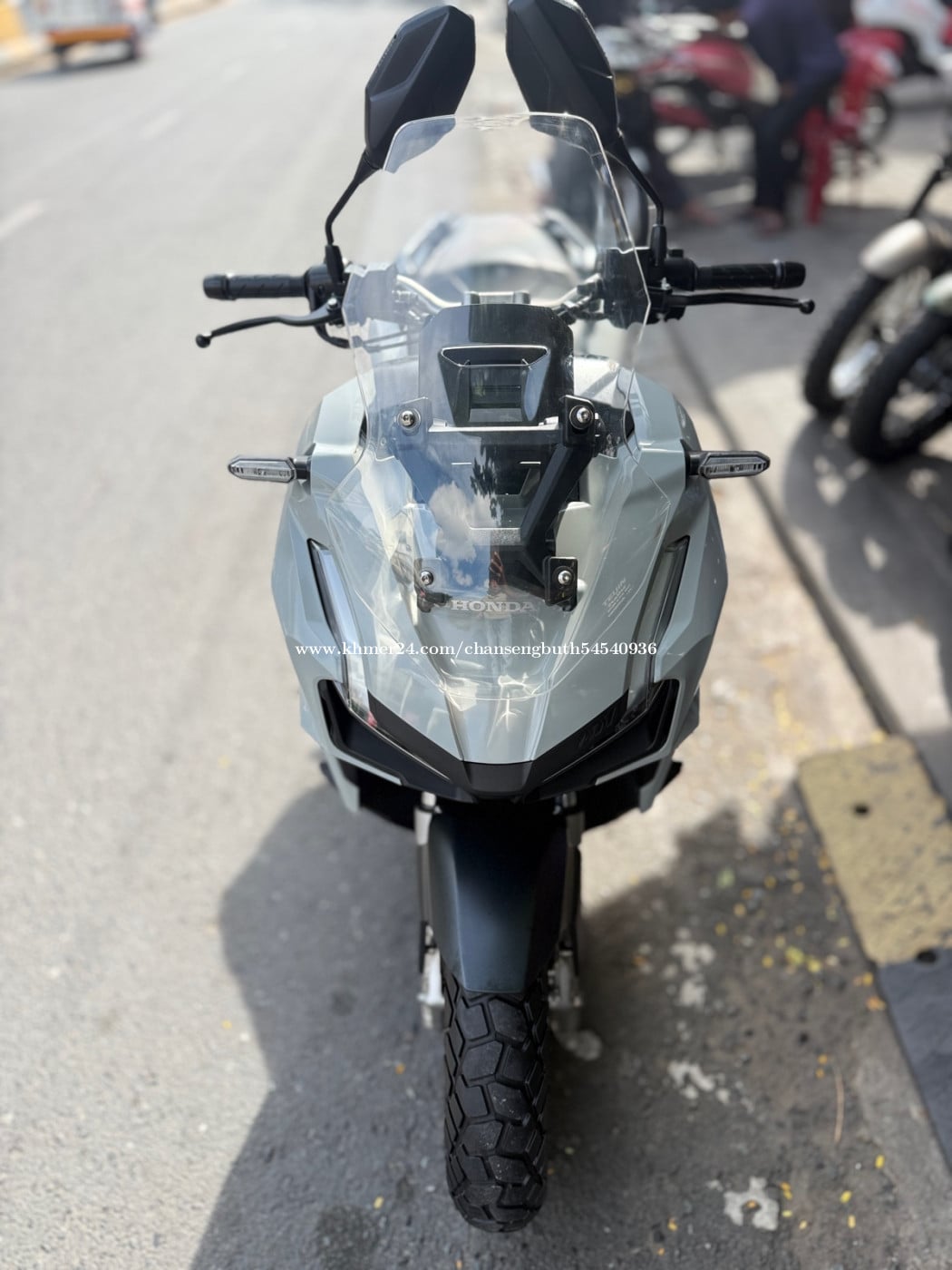 ADV. 160cc 2023. ពណ៍សុីម៉ង់ហ្សុីន នៅស្អាត017 8888 25. 070 6666 16