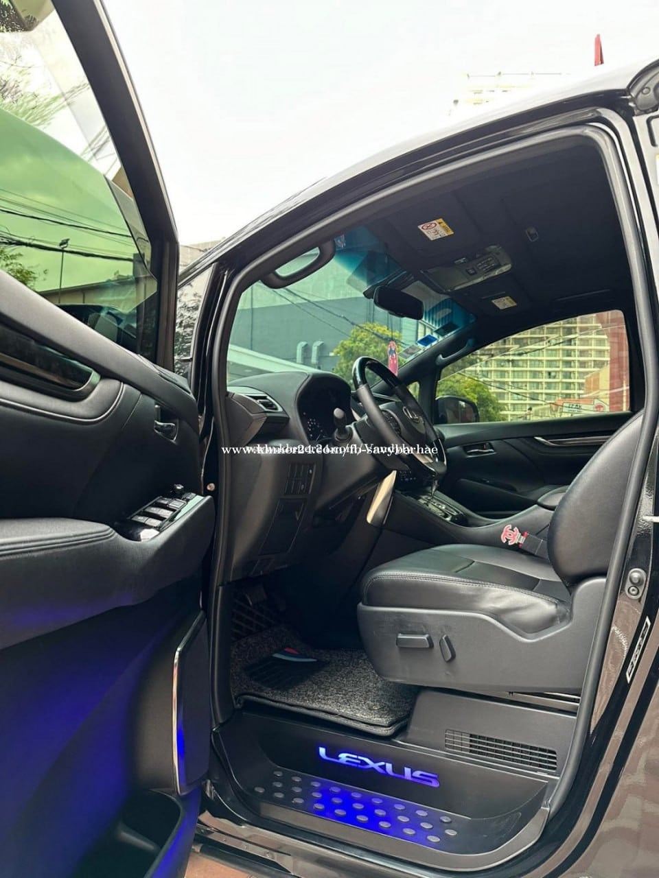Alphard016 ឡើង022LM350h full ម្ចាស់ប្រើប្រាស់ផ្ទាល់ លក់ប្រយាប់លុយ