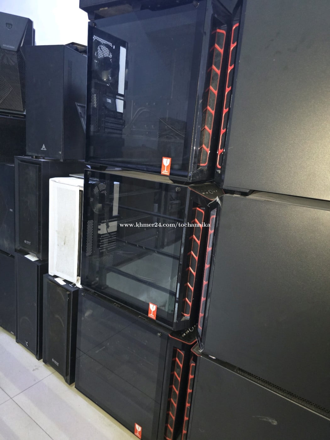 Case Cooler Master Price: 35$