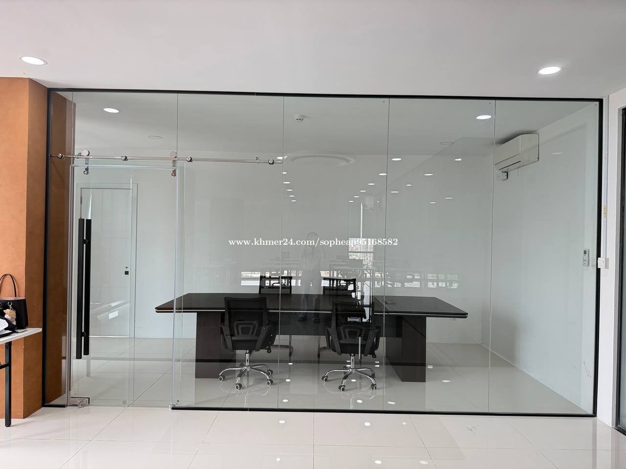 Co-Working Spaces for rent