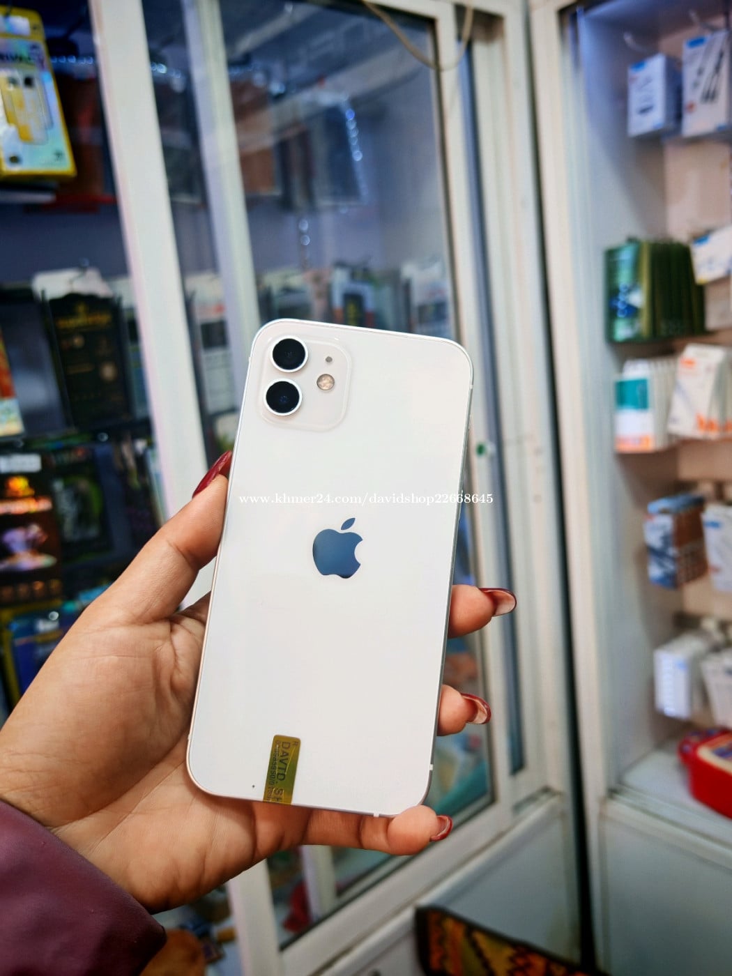 iPhone 12/64GB/LLថ្ម85%តួរស្អាតសុីនសានុំ