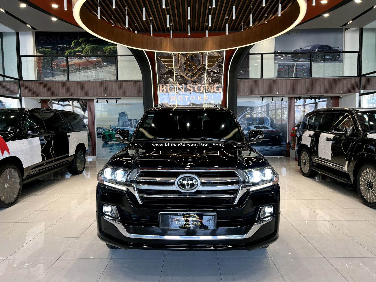 Land Cruiser VIP Excalibur 2019 (ម៉ាស៊ូត)