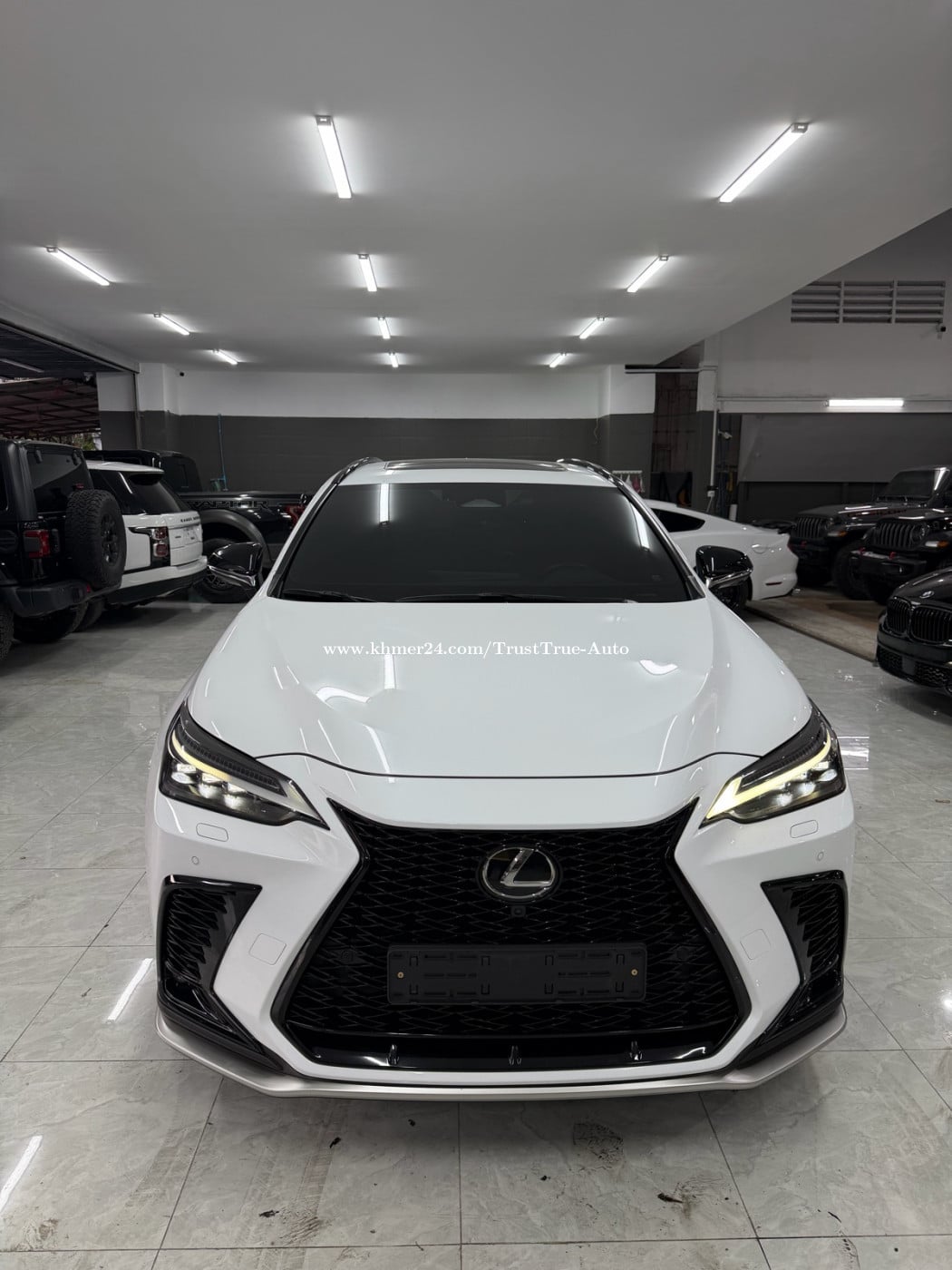 Lexus Nx450H+ 2022 នៅខ្មែរស្រាប់