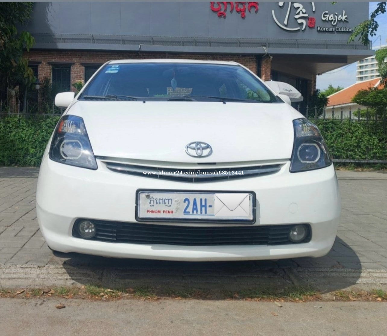 Prius 05 Full Option ឡានស្អាត លក់បន្ទាន់