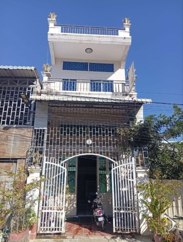 ផ្ទះលក់នៅច្បារអំពៅ