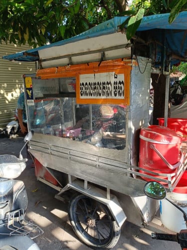 រុឺម៉ក់ម៉ូតូ