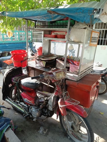 រុឺម៉ក់ម៉ូតូ
