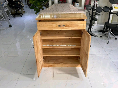 ទូរ