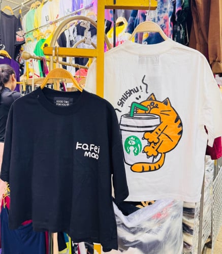 អាវខ្លួនខ្លីស្រី