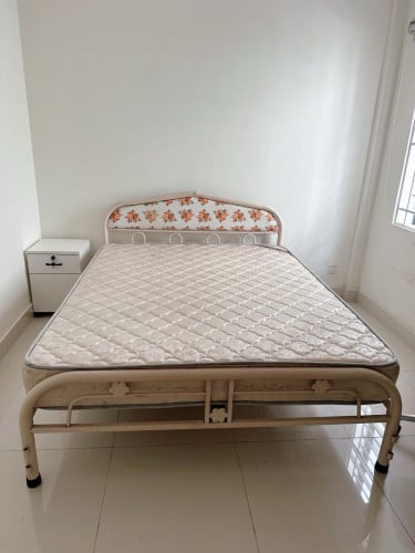 គ្រែមួយទឹក